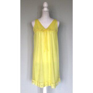 Vintage 1950s GAYMODE Penneys Yellow Nylon & Lace Babydoll Nightgown Dress, M